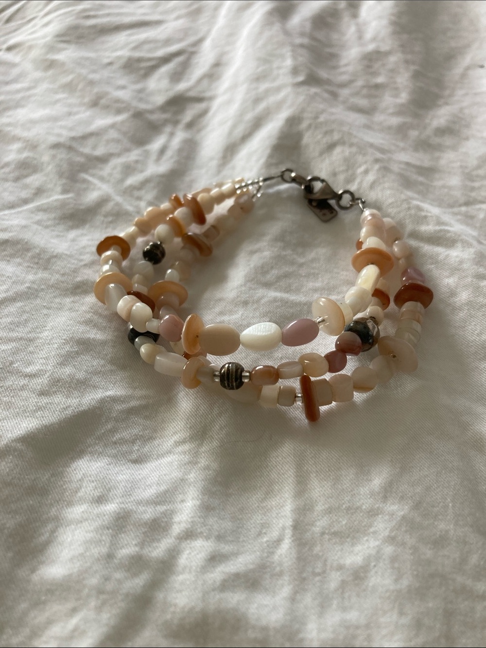 Multistrand Peach and Cream Shell Beaded Bracelet with Lobster Clasp